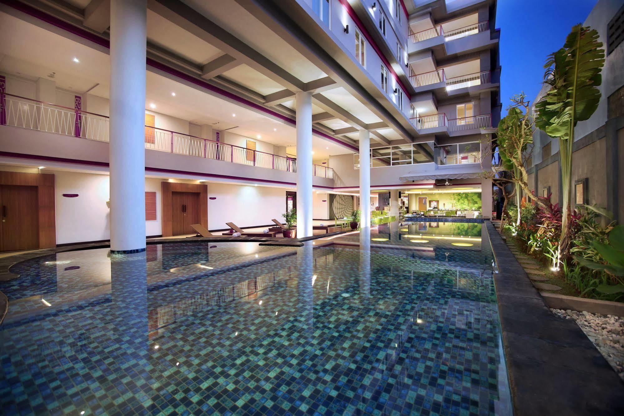 Favehotel Sunset Seminyak Exterior foto
